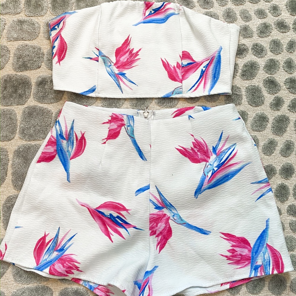 Two piece set
